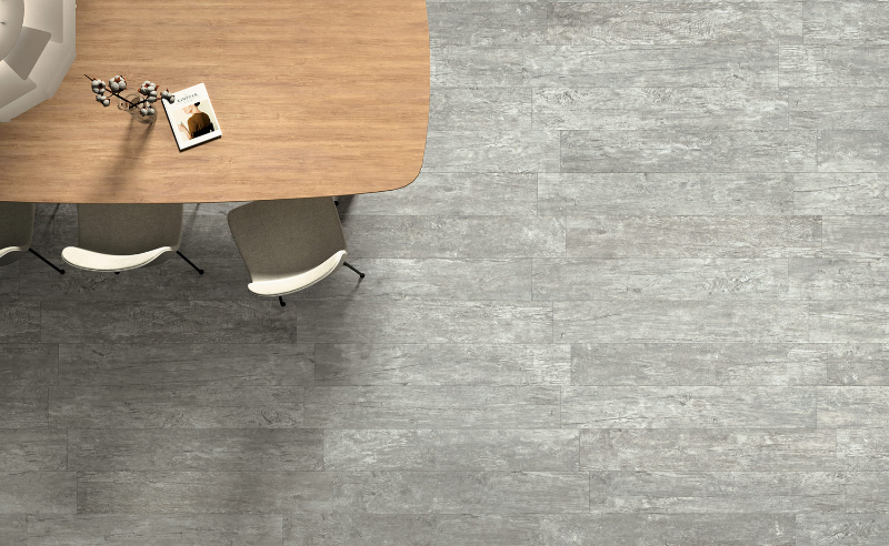 Carrelage style parquet gris