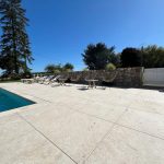 Terrasse carrelée avec Tiber - Jardivrac