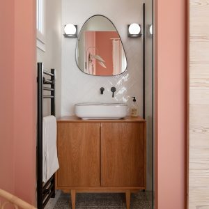 AltaMente Kinderbadkamer - Wastafels en spiegel Boheemse tegels