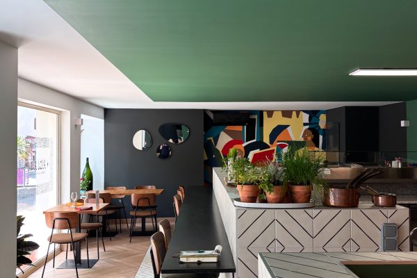 Inrichting van restaurant PICA PICA Inrichting van restaurant PICA PICA