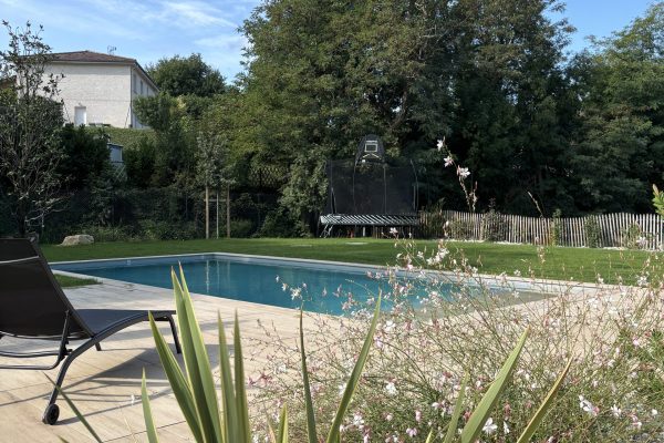 Realisatie van een zwembad met Abéa Realisatie van een zwembad met Abéa